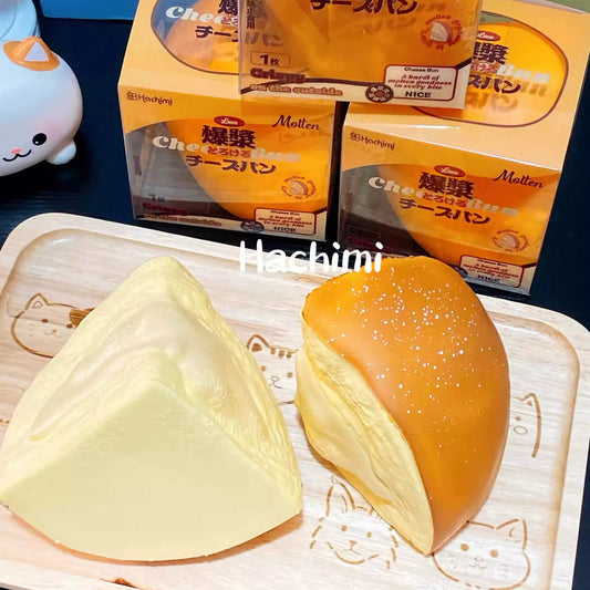 Hachimi Molten Cake Squishy