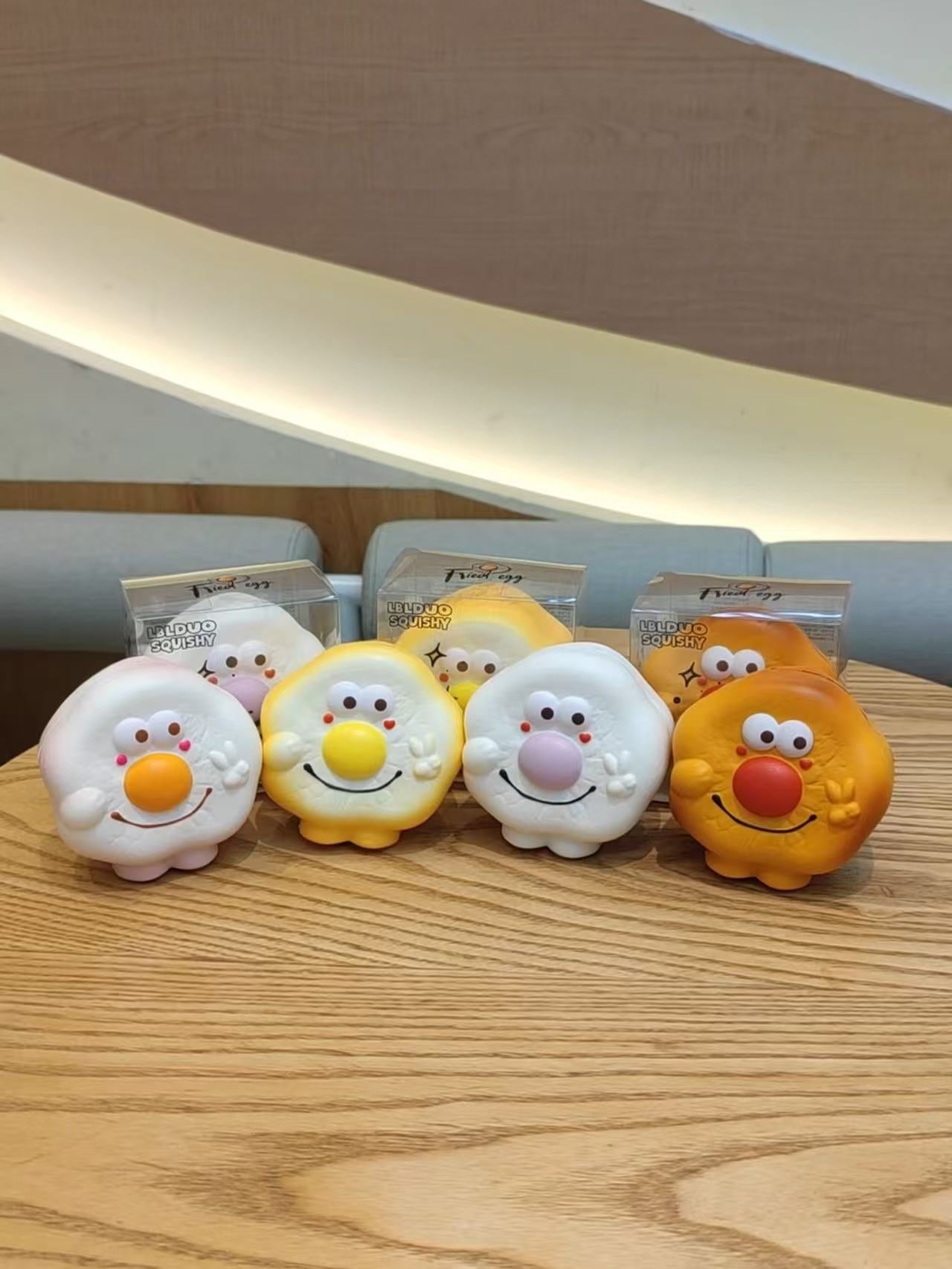 LABULADUO Derpy Egg Squishy