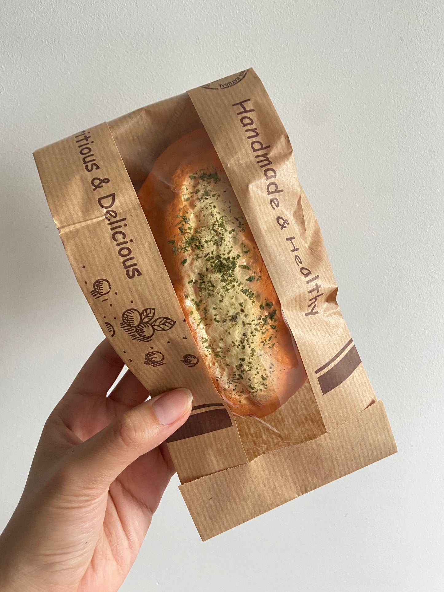 Luna Tabby Garlic Bread Squishy