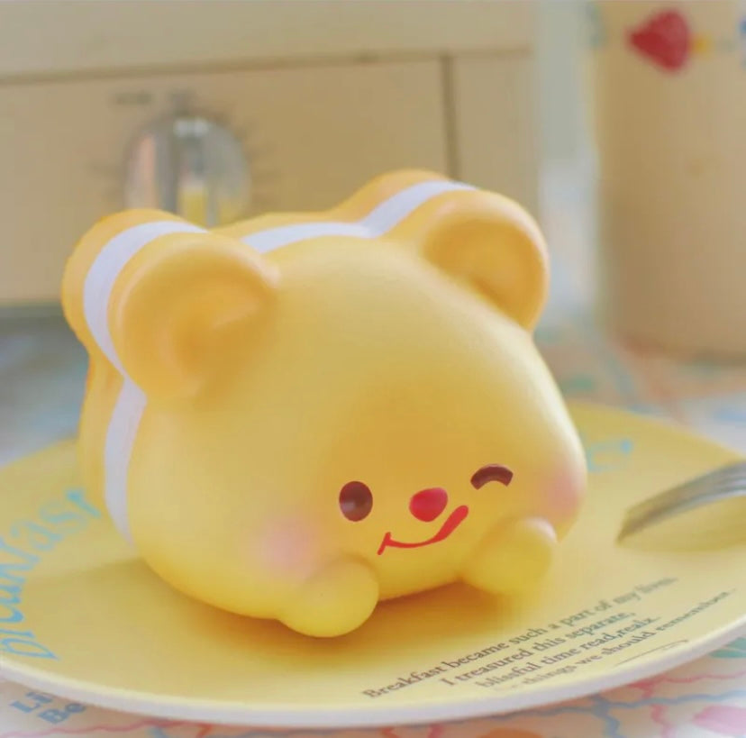 Kiibru Bear Cream Bun Squishy